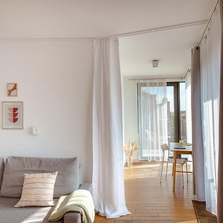 Spacious Apartment Close To Main Station / Galeria Krakowska Екстериор снимка
