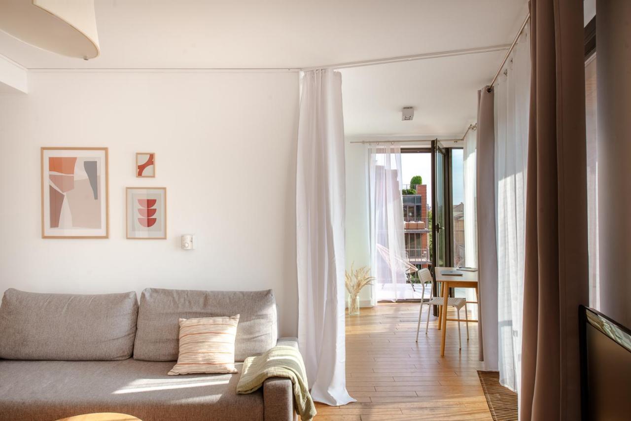 Spacious Apartment Close To Main Station / Galeria Krakowska Екстериор снимка