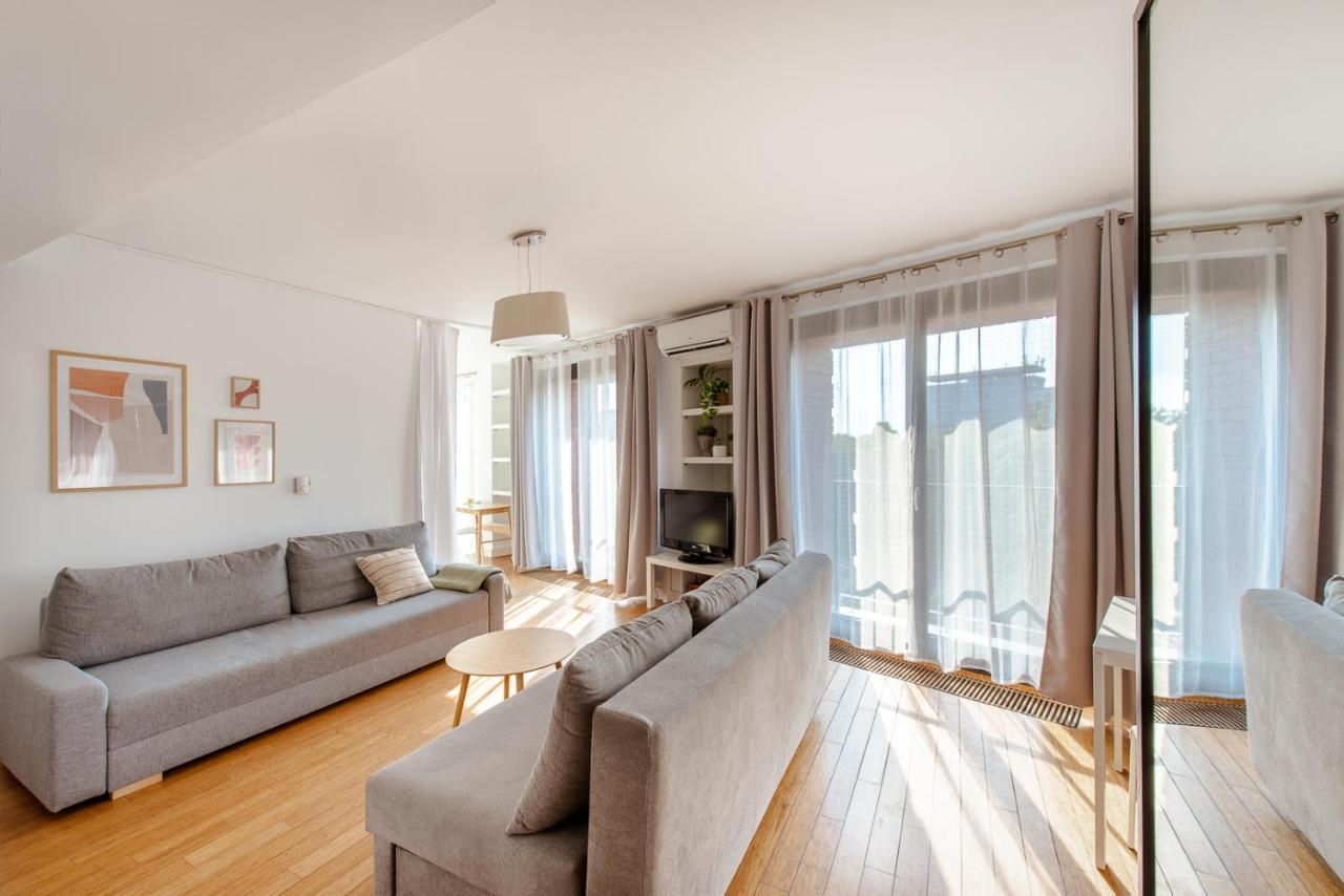 Spacious Apartment Close To Main Station / Galeria Krakowska Екстериор снимка