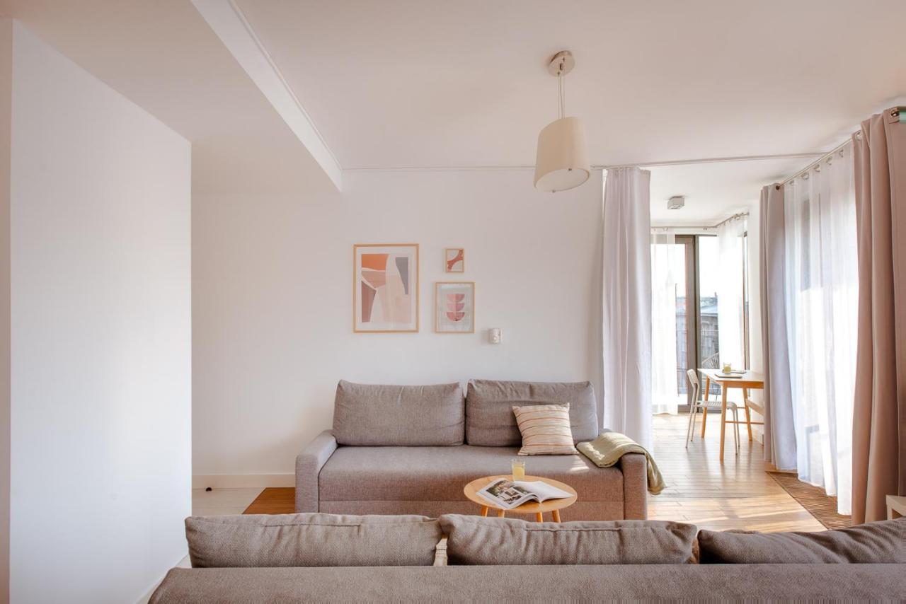Spacious Apartment Close To Main Station / Galeria Krakowska Екстериор снимка