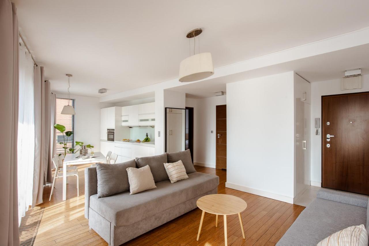 Spacious Apartment Close To Main Station / Galeria Krakowska Екстериор снимка